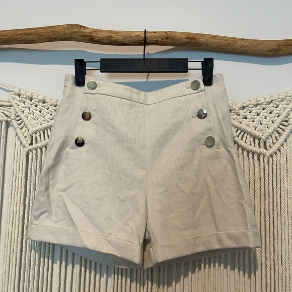 H&M Old Money High-Waisted Classy Summer Shorts Sz 6 - Picture 1 of 6